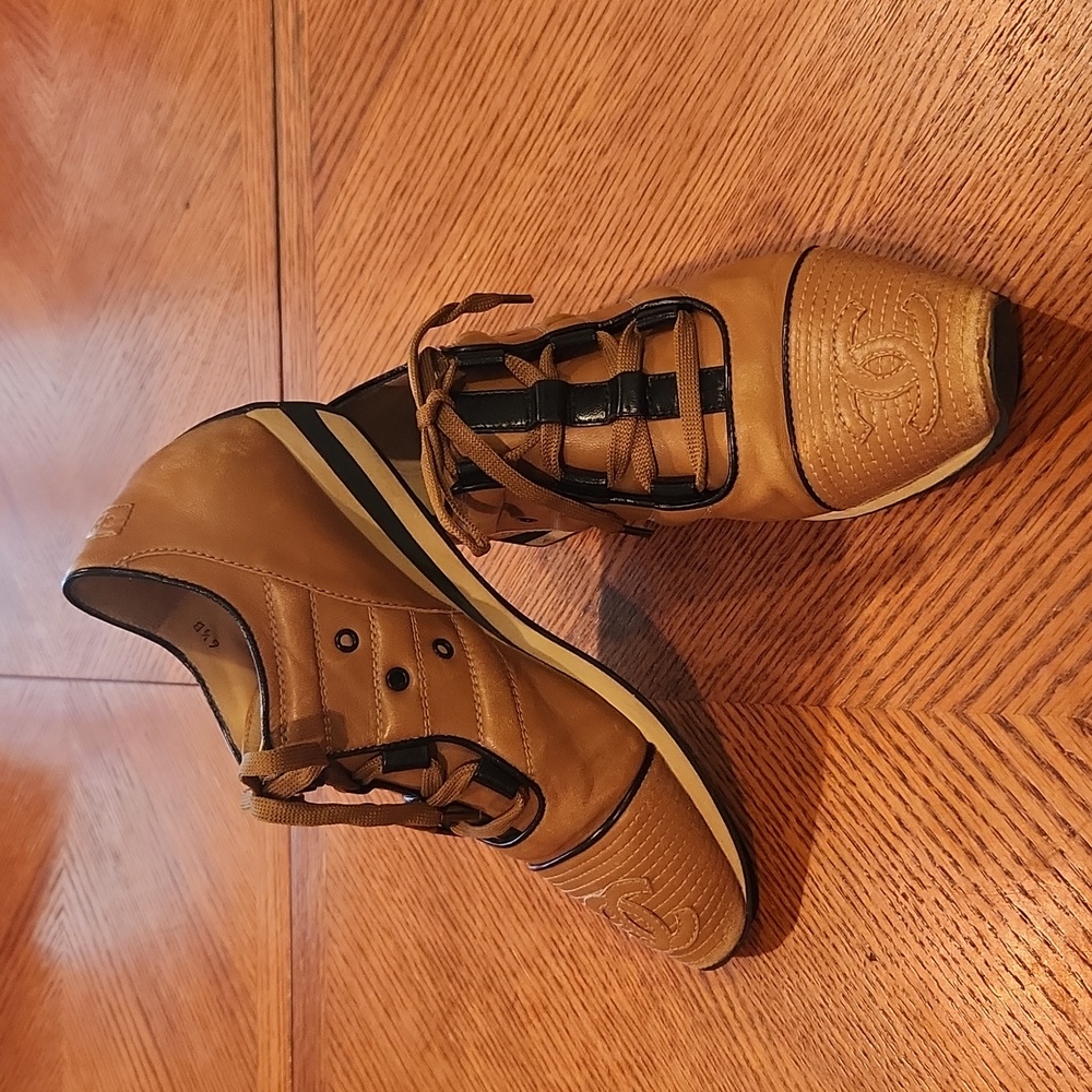 Vintage Chanel Leather Cap Toe Sneakers